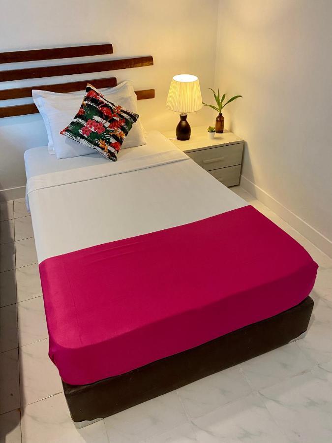 מלון טלאוסדו Ocean Breeze Maldives מראה חיצוני תמונה