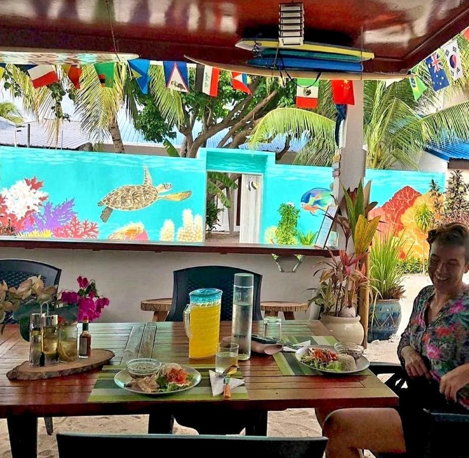 מלון טלאוסדו Ocean Breeze Maldives מראה חיצוני תמונה